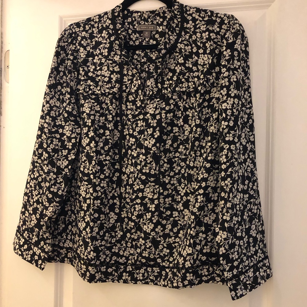 100% Silk J Crew Peasant Top Size M B&W Floral
